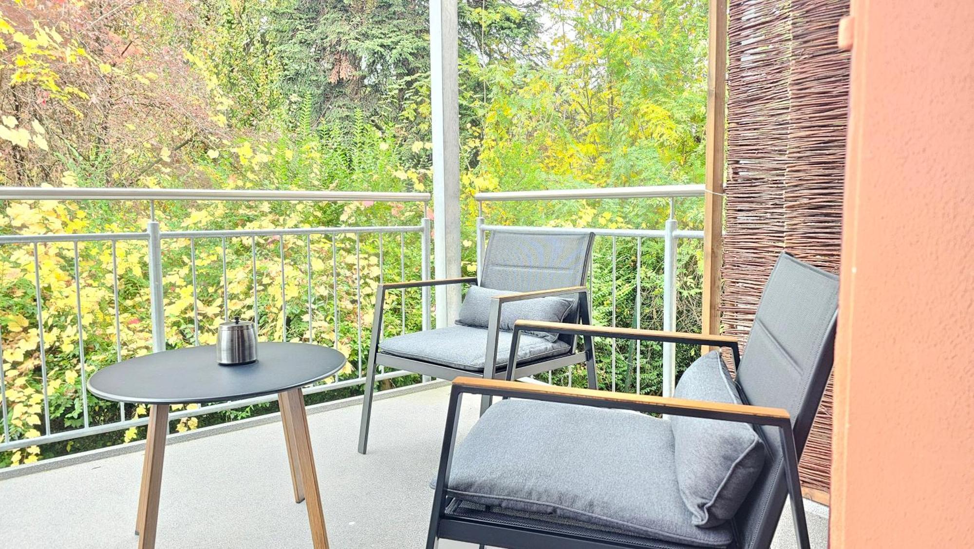 Design-Apartment II Boxspring I Nespresso I Balkon I Basel 10 Km I Tiefgarage Eimeldingen Екстериор снимка